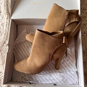 ALDO bow ankle boots